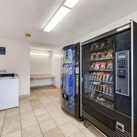 קולומבוס Rodeway Inn מראה חיצוני תמונה