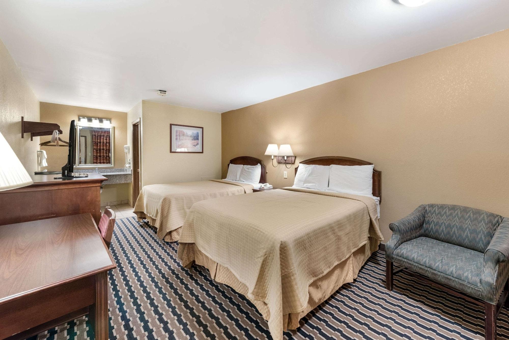קולומבוס Rodeway Inn מראה חיצוני תמונה